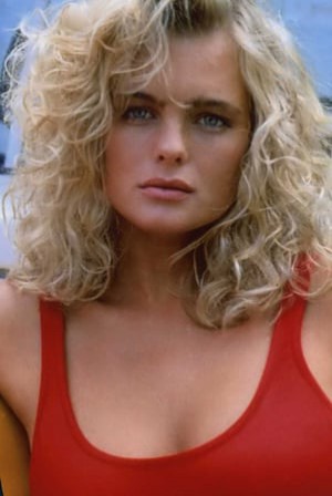 Erika Eleniak