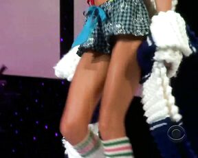 on the runway at the Victorias Secret Fashion Show 2008!