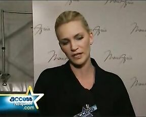 Rihanna, Brittany Murphy and Natasha Henstridge at BCBG Max Azria Show!