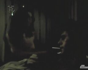 Naked in tub in As Intimidades de Analu e Fernanda!