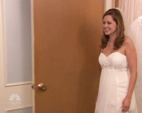 Cleavage in wedding dress on The Office s06e04 hdtv720p!