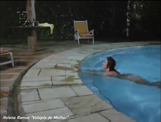 More Nudity in Volapia de Mulher!