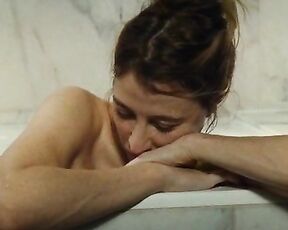 Topless in Les Regrets!