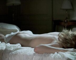 Nice and Nude in the Big Blue Bluray 1080p!