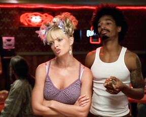 Cleavage and Pokies on My Name Is Earl!