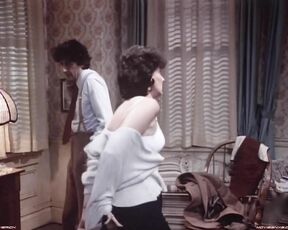 Topless in Reuben Reuben HDTV 1080p!