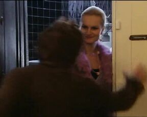 Fully Nude in Cukrarna TV Series!