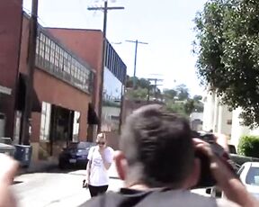 Paparazzi, bouncing boobs!