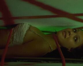Great Ass in Idle Hands HiDef 720p!