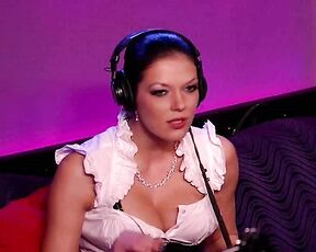 on Sybian, her Nude Twitpic and more on Howard Stern!