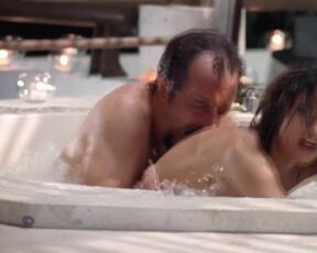 Nude in Amor En Fin HiDef 1080p!