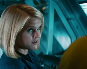 in Bikini in Star Trek Into Darkness HiDef 1080p!