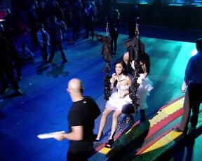 adjusting her See-through Top at MTV EMA 2009 1080p!