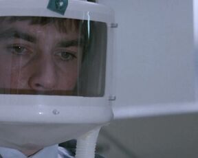 Nice and Nude in Lifeforce (HDTV)!
