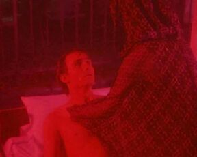 Nice and Nude in Lifeforce (HDTV)!