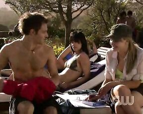 Tiffany Mulheron in Bikinis on Life Is Wild s01e02!