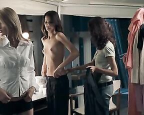 Oksana Borbat, Xeniya Fesenko and Zhasmina Toskova Nude from Return to House on Haunted Hill!