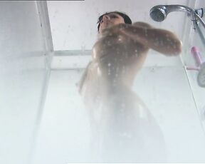 Completely Naked in Snuff-Movie!